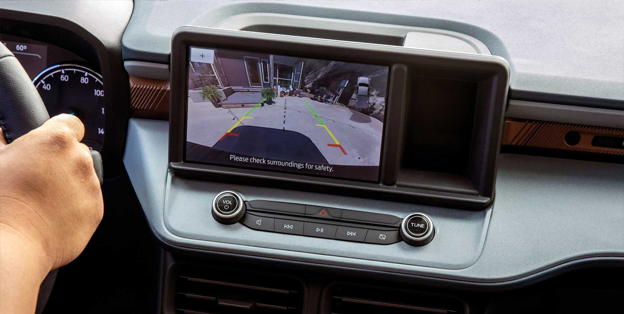 2022-ford-maverick-interior2